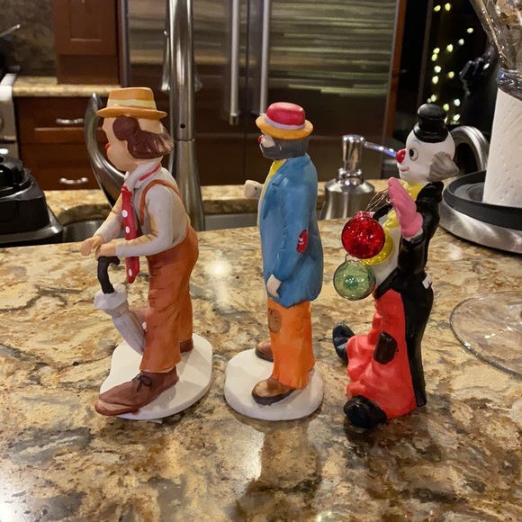 Vintage Clowns, Flambro Emmett Kelly Jr Hobo, Arnart with Umbrella Lot - Picture 4 of 12